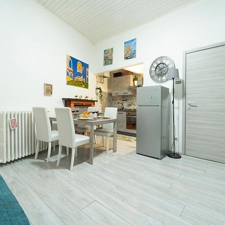 Art Design Apartment - City Center ミラノ エクステリア 写真