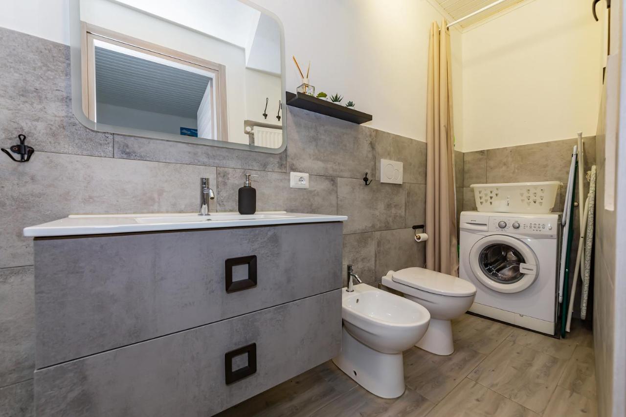 Art Design Apartment - City Center ミラノ エクステリア 写真