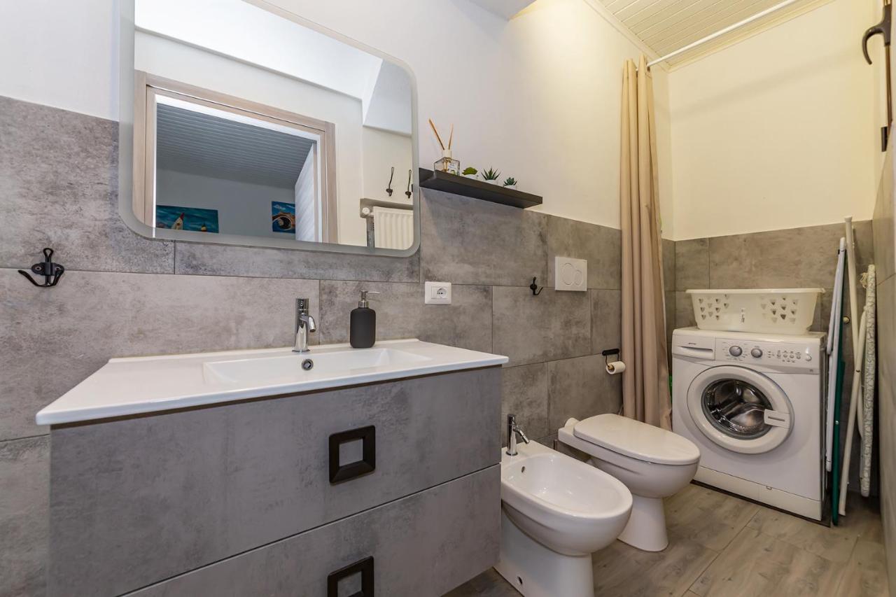 Art Design Apartment - City Center ミラノ エクステリア 写真